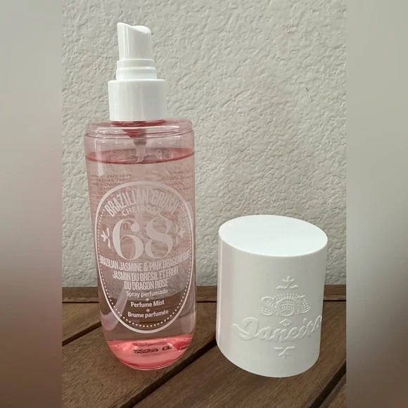 SOL DE JANEIRO Cheirosa 68. Size 8 fl.oz/240ml - Picture 3 of 4